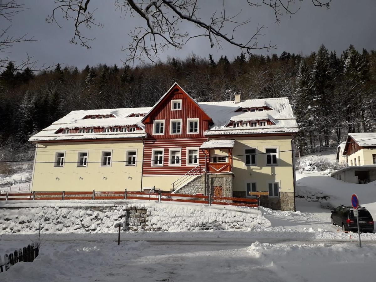 Apartmany Pod Marianskymi Schody Albrechtice v Jizerskych horach Extérieur photo